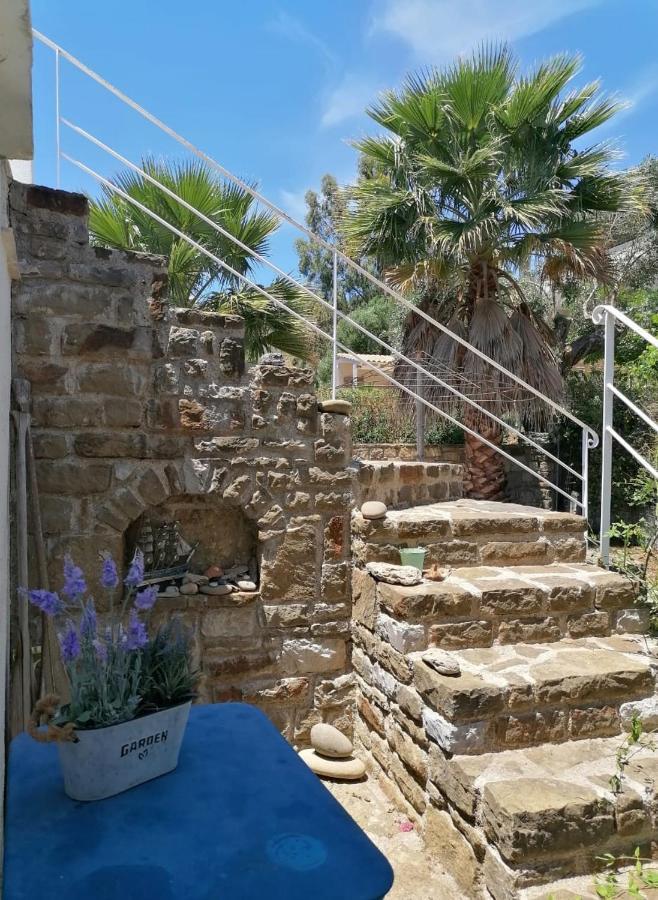 Lemon Tree Cottage Finikounta Exterior foto